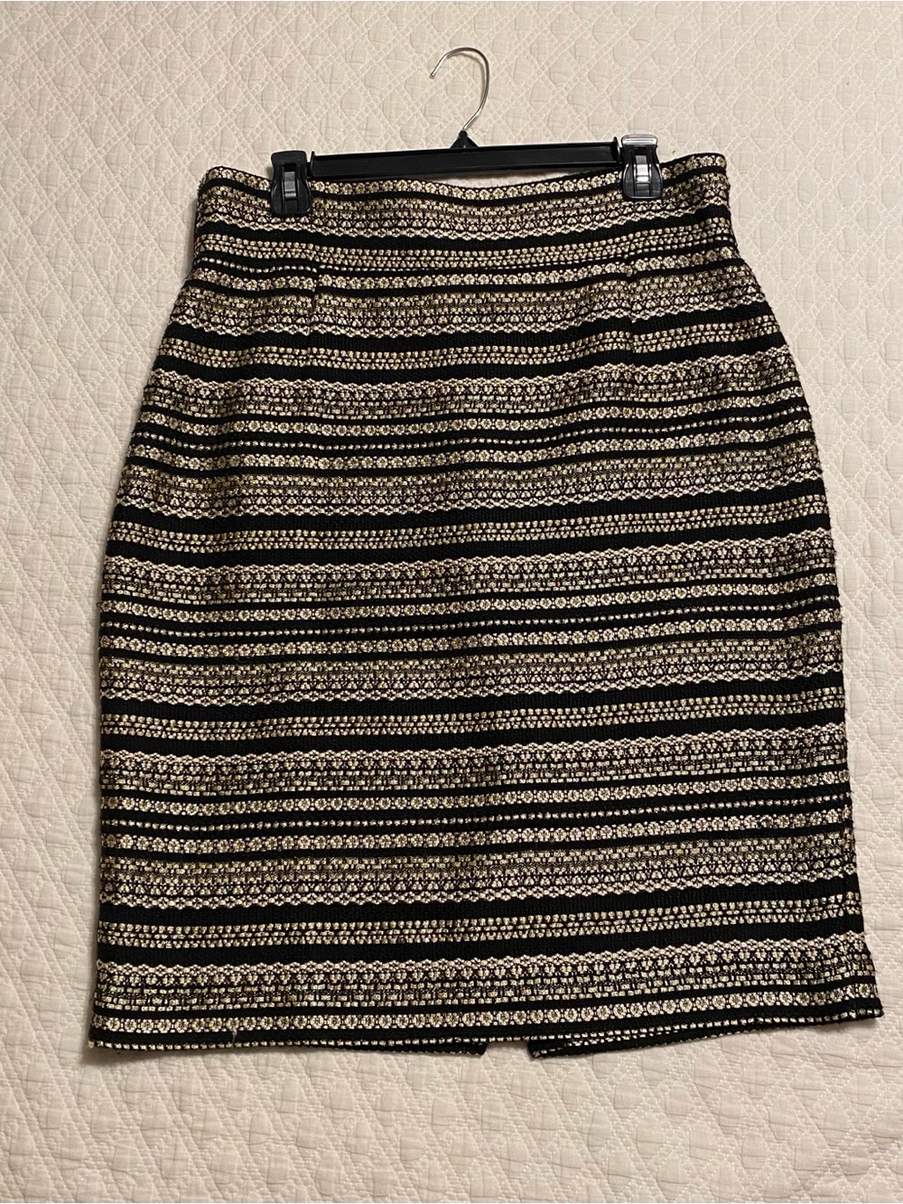 ANTONIO MELANI Black and Gold Striped Pattern Pencil Skirt